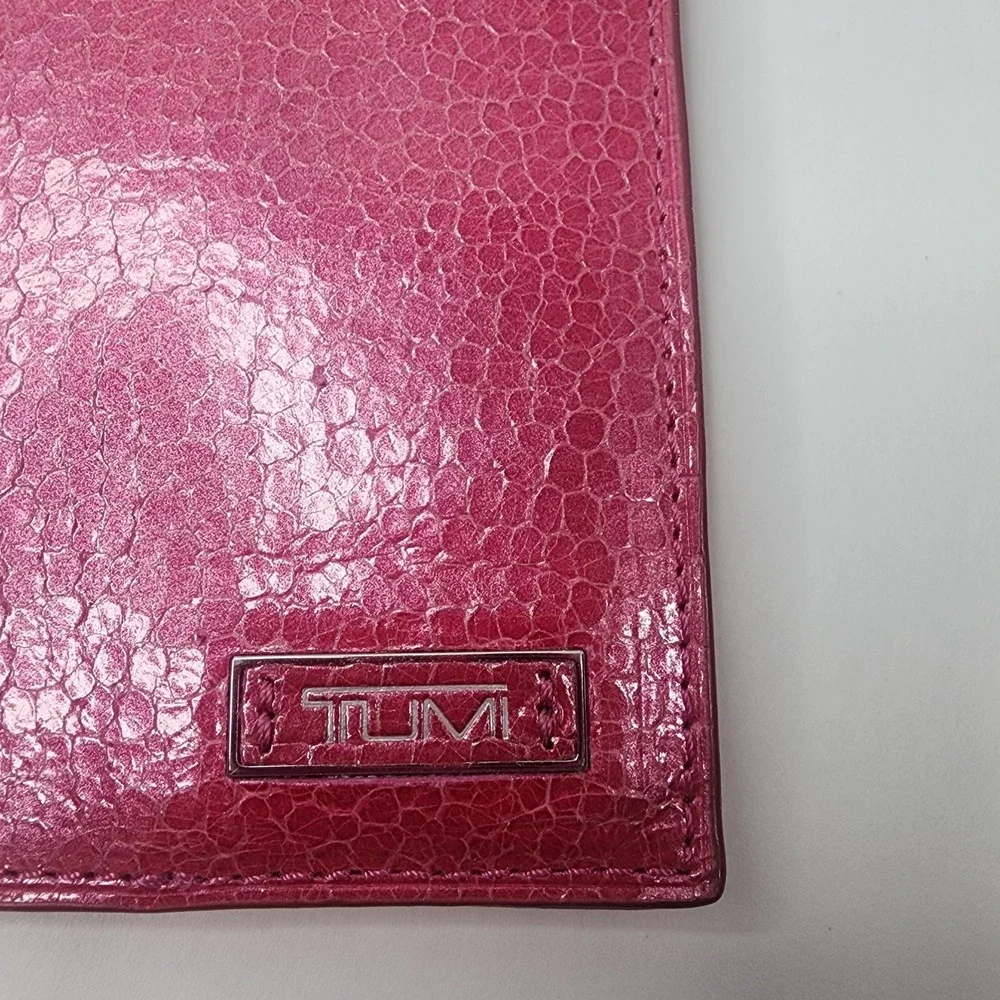 TUMI Crockadile Print Hot Pink Leather Travel Wallet Passport Cover Organizer